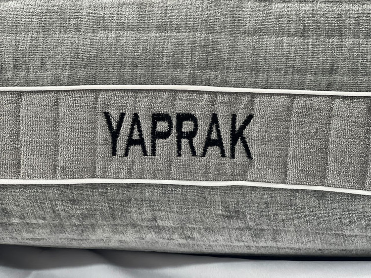 بالشت مدیکال گلدوزی شده